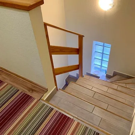 Arvel Apartman * 벨렌체
